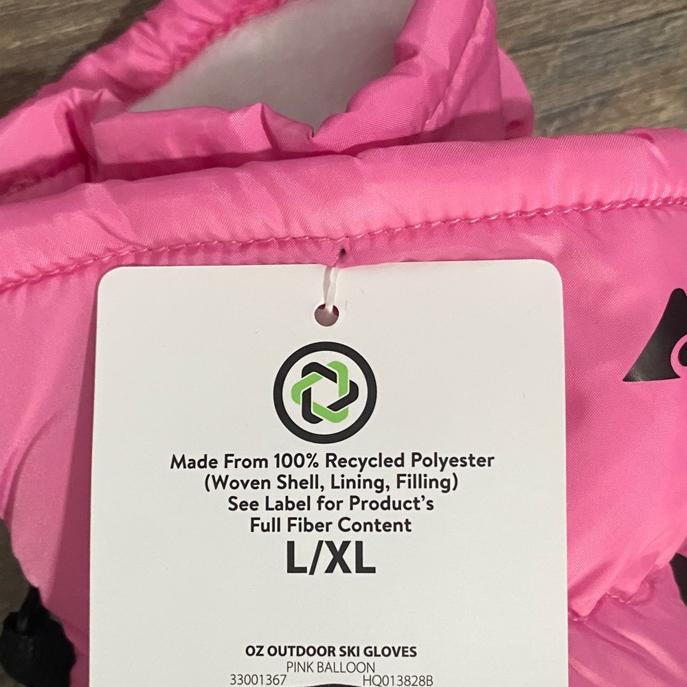 Ozark Trail Outdoor Pink and Black Gloves - Picture 5 of 9